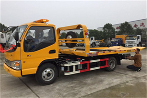 宜良哪里有拖车服务